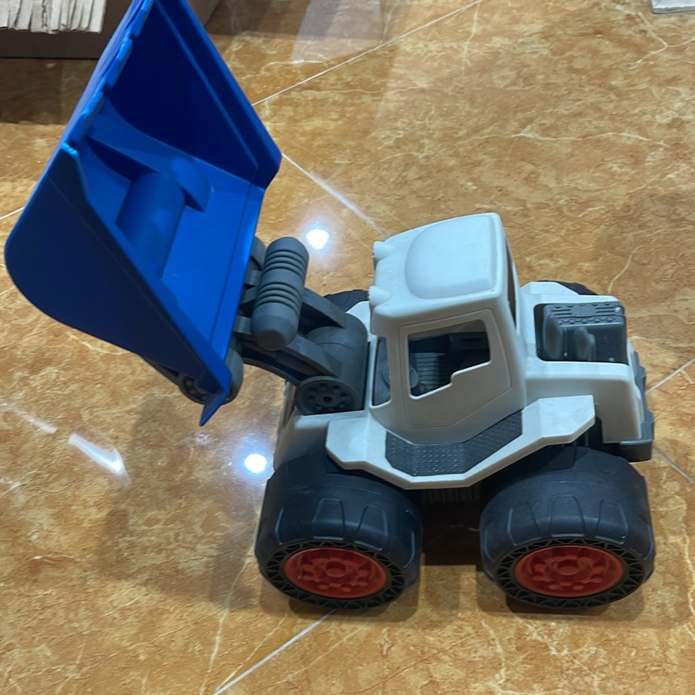 John Deere Green and Blue Toy Dump Truck - Picture 4 of 5